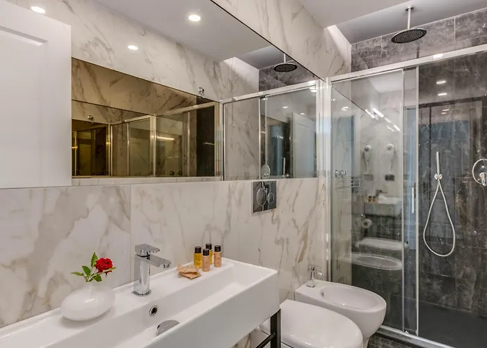 Navona Theatre Otel 3*