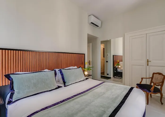 Navona Theatre Otel 3*