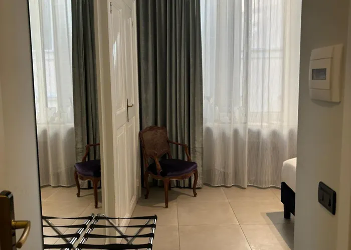 Otel Navona Theatre 3*